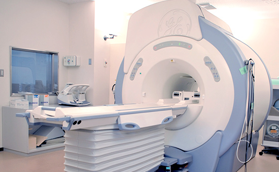 MRI(核磁気共鳴画像法)